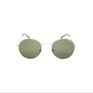 QUAY AUSTRALIA MOD STAR SUNGLASSES